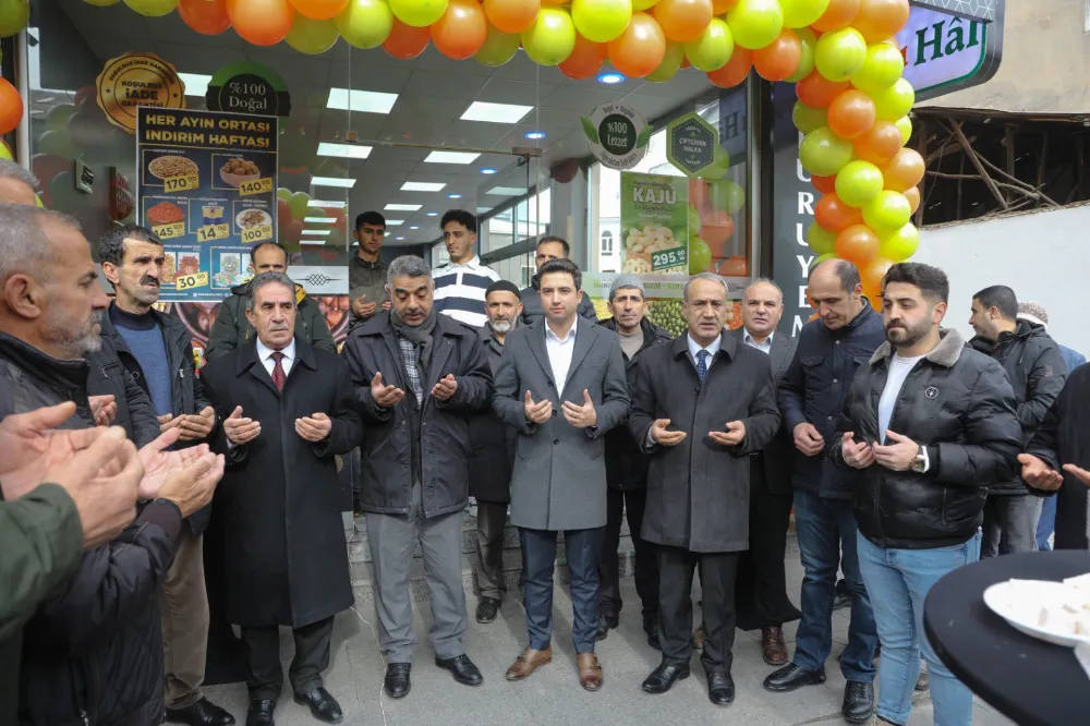 EKONOMİYE CANLILIK KATACAK YENİ İŞLETME: KURUHAL KURUYEMİŞ AÇILDI