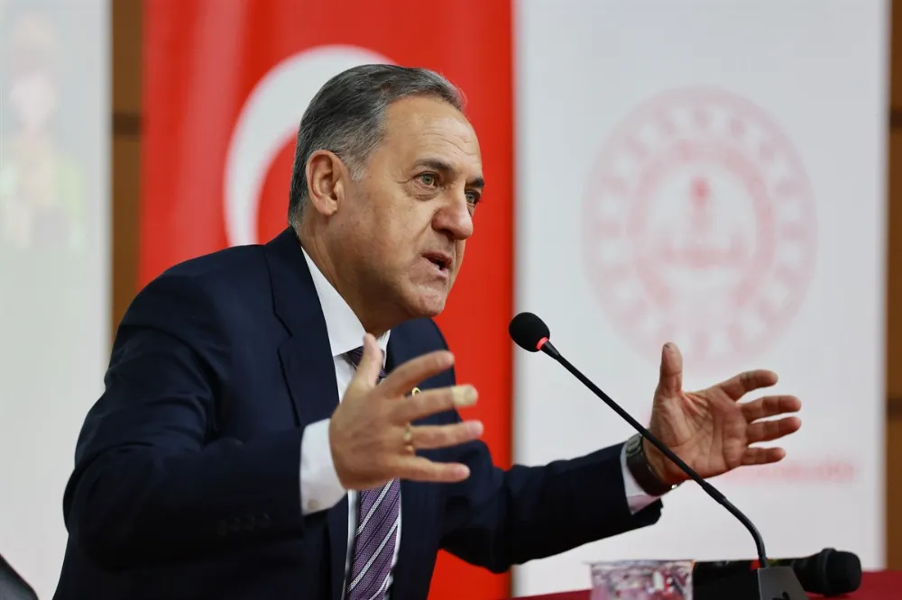 VALİ USTA, VELİ BİLGİLENDİRME TOPLANTISINA KATILDI