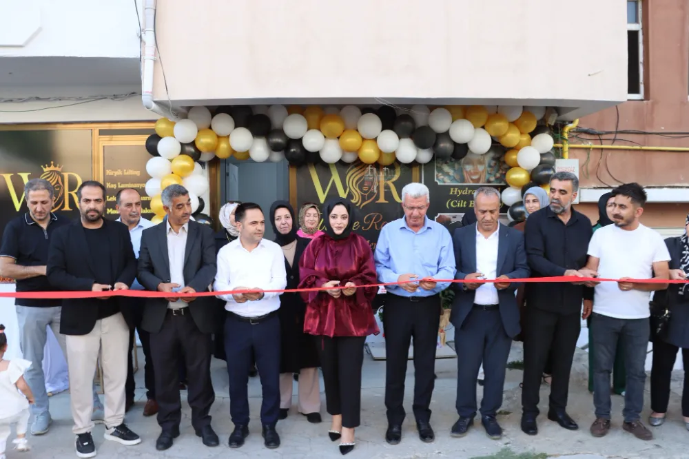 WHİTE ROSE GÜZELLİK MERKEZİ HİZMETE AÇILDI